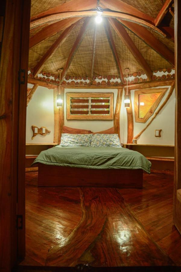 Tukulolo Treehouses Makaunga Dış mekan fotoğraf