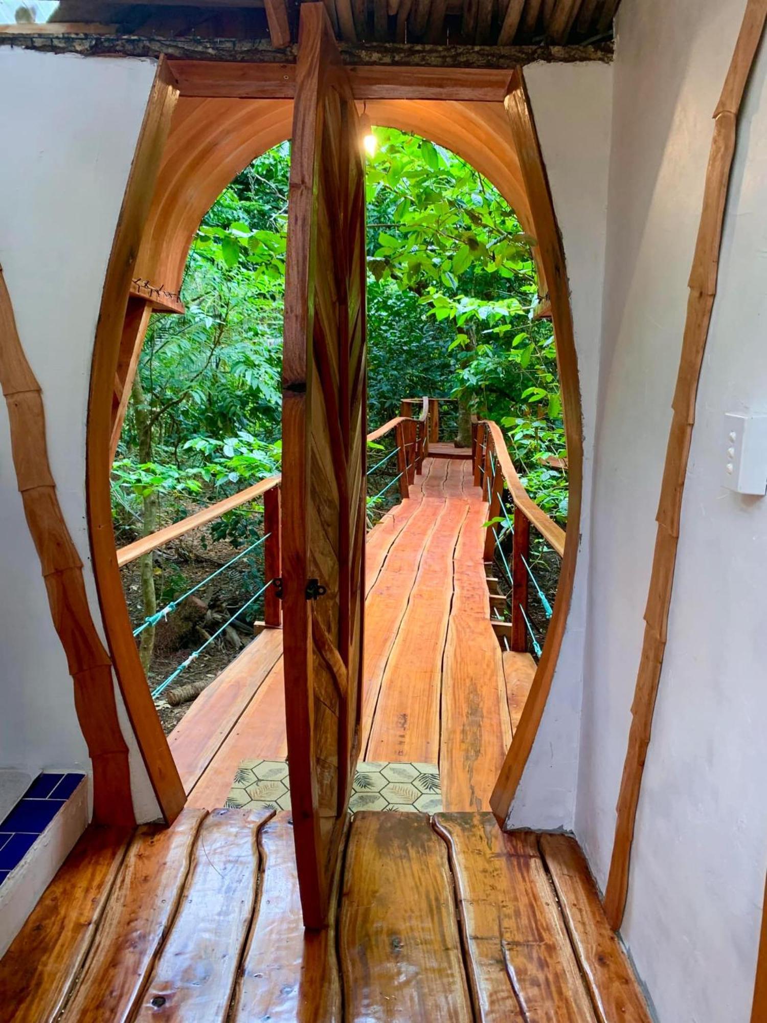 Tukulolo Treehouses Makaunga Dış mekan fotoğraf